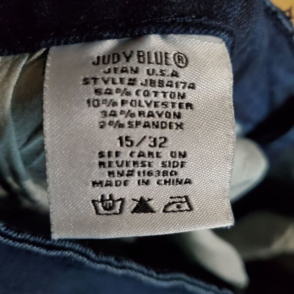 Judy Blue Jeans Women’s Size 15/32 Blue With Red Stripe Skinny Fit Distressed - Picture 4 of 13